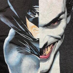 Batman x Joker face off movie‎ shirt